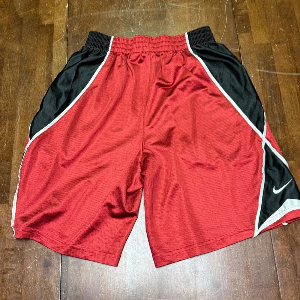 Nike fast shipping